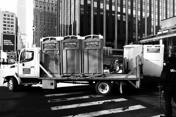 Best Event porta potty rental  in Zanesville, OH